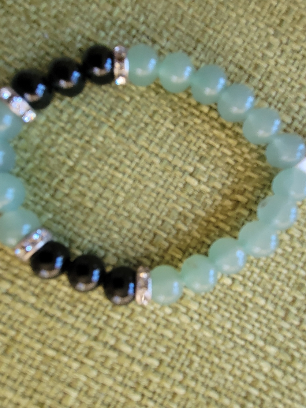 Irish Claddaugh Green and Black Obsidian Beaded Stretch Bracelet